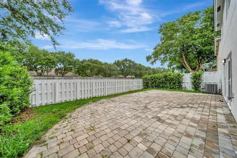9883 NW 2nd Street Plantation FL 33324