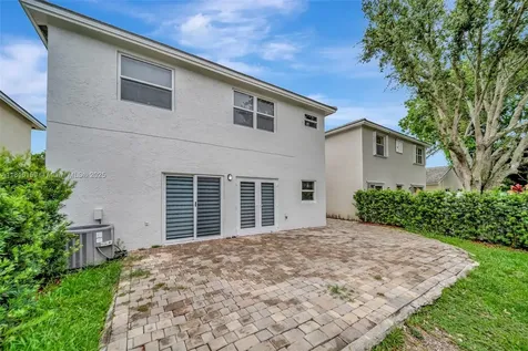 9883 NW 2nd Street Plantation FL 33324