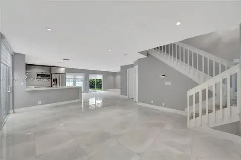 9883 NW 2nd Street Plantation FL 33324