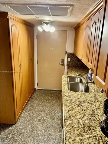19201 Collins Avenue Sunny Isles Beach FL 33160