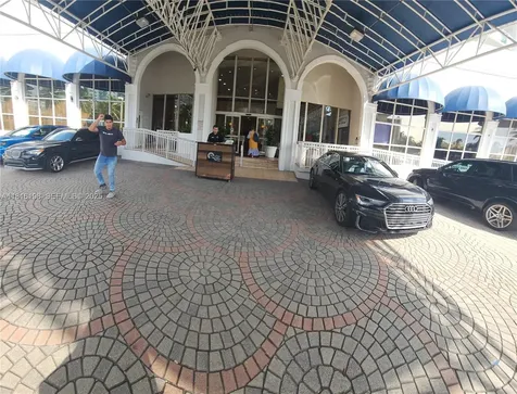 19201 Collins Avenue Sunny Isles Beach FL 33160