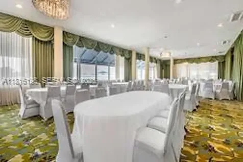 19201 Collins Avenue Sunny Isles Beach FL 33160