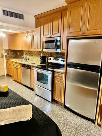 19201 Collins Avenue Sunny Isles Beach FL 33160