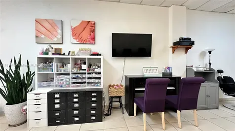 N University Drive Pembroke Pines FL 33024