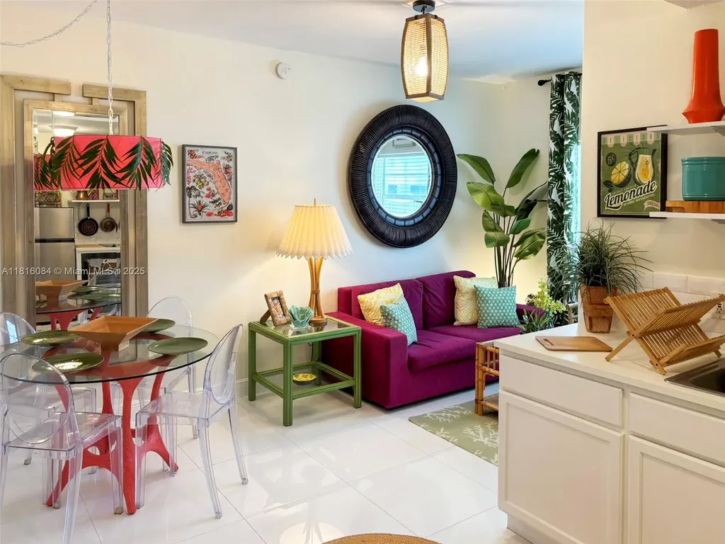 335 Ocean Drive Miami Beach FL 33139