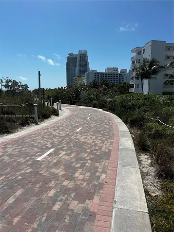 335 Ocean Drive Miami Beach FL 33139