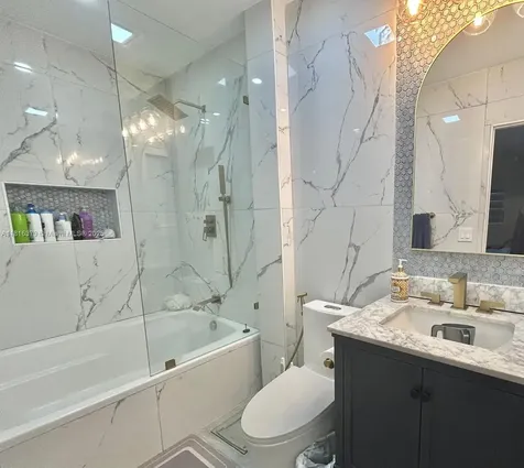 17630 NE 4th Avenue North Miami Beach FL 33162
