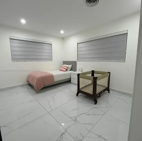 17630 NE 4th Avenue North Miami Beach FL 33162