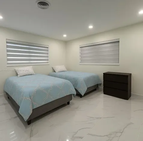 17630 NE 4th Avenue North Miami Beach FL 33162