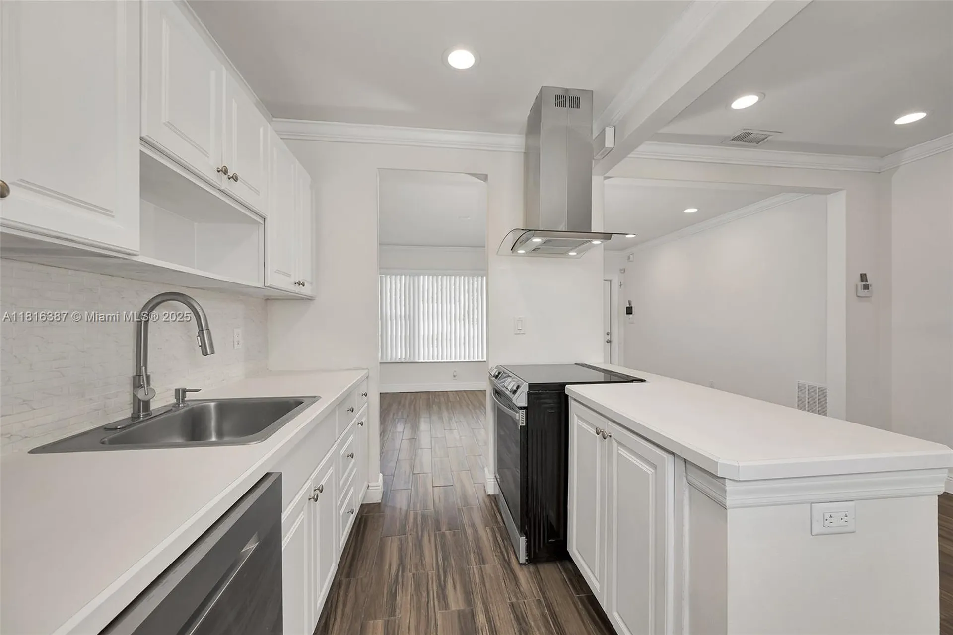 1480 SW 21st Terrace Fort Lauderdale FL 33312