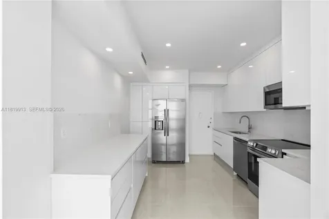 5055 Collins Avenue Miami Beach FL 33140