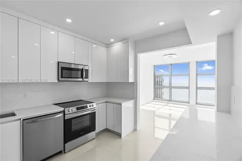 5055 Collins Avenue Miami Beach FL 33140