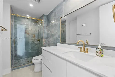 5055 Collins Avenue Miami Beach FL 33140