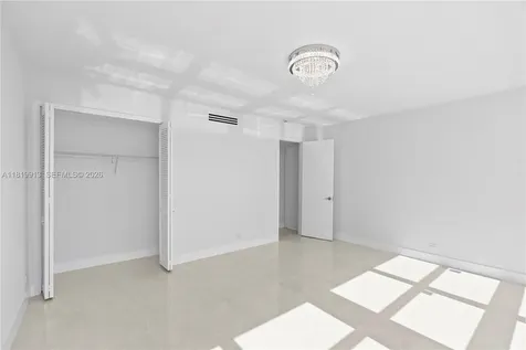 5055 Collins Avenue Miami Beach FL 33140