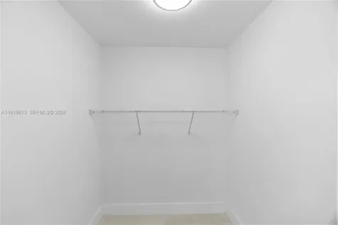 5055 Collins Avenue Miami Beach FL 33140