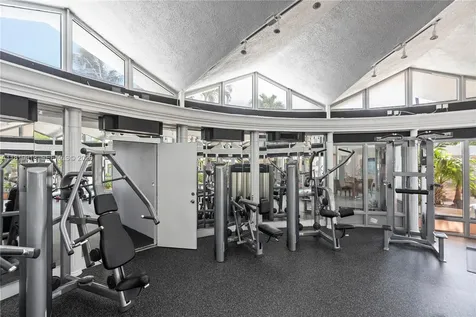 5055 Collins Avenue Miami Beach FL 33140