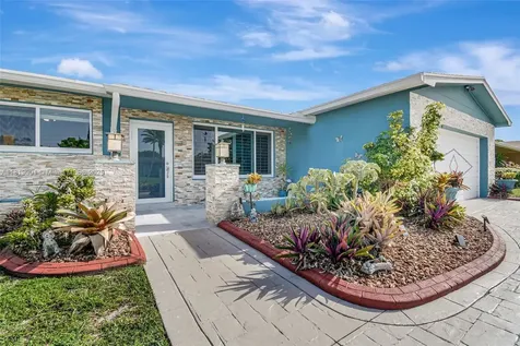 11520 NW 23rd Street Pembroke Pines FL 33026