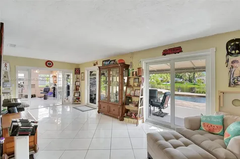 11520 NW 23rd Street Pembroke Pines FL 33026