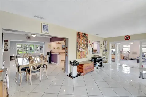 11520 NW 23rd Street Pembroke Pines FL 33026