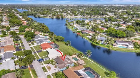 11520 NW 23rd Street Pembroke Pines FL 33026