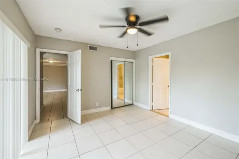 4818 NW 8th Street Plantation FL 33317