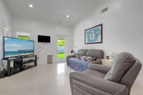 4701 SW 142nd Court Miami FL 33175