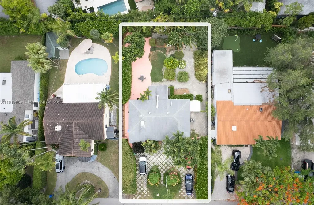 4245 Braganza Avenue Miami FL 33133
