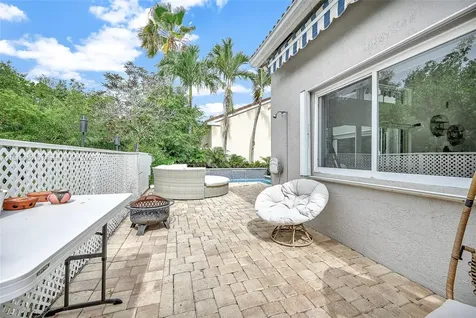 1151 W Lake Street Hollywood FL 33019