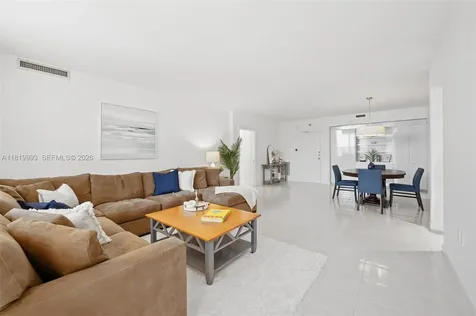 10185 Collins Avenue Bal Harbour FL 33154