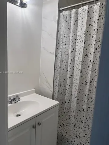 21221 SW 120 Avenue Miami FL 33177