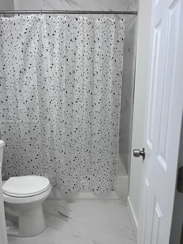 21221 SW 120 Avenue Miami FL 33177