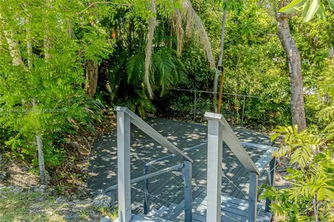 6540 SW 135th Terrace Pinecrest FL 33156