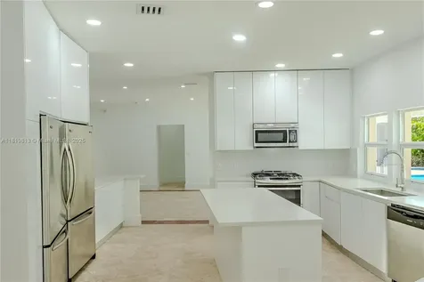 6540 SW 135th Terrace Pinecrest FL 33156