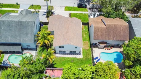 9741 SW 12th Street Pembroke Pines FL 33025