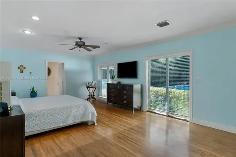 1270 Mariola Court Coral Gables FL 33134