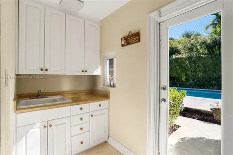 1270 Mariola Court Coral Gables FL 33134