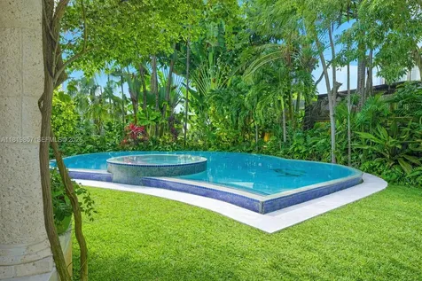 2050 Alton Road Miami Beach FL 33140