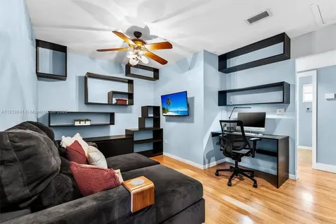 4940 SW 90th Court Miami FL 33165
