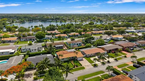 4940 SW 90th Court Miami FL 33165