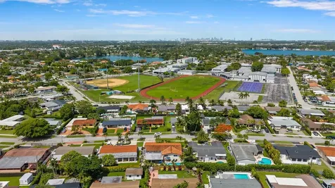4940 SW 90th Court Miami FL 33165