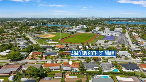 4940 SW 90th Court Miami FL 33165