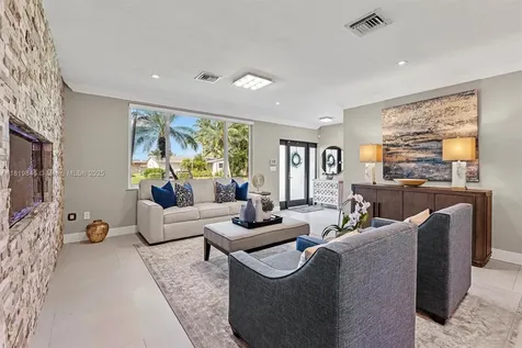 4940 SW 90th Court Miami FL 33165