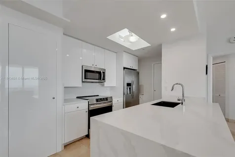 848 Brickell Key Drive Miami FL 33131
