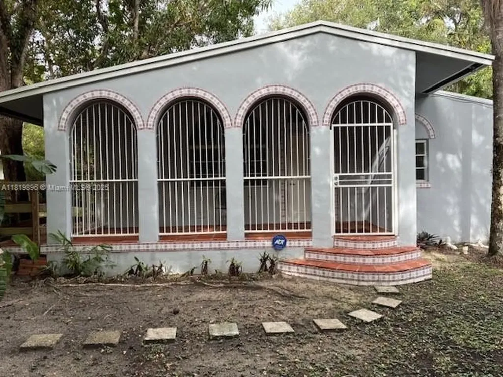 7041 SW 63rd Court South Miami FL 33143