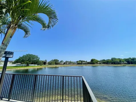 3814 NW 23rd Court Coconut Creek FL 33066