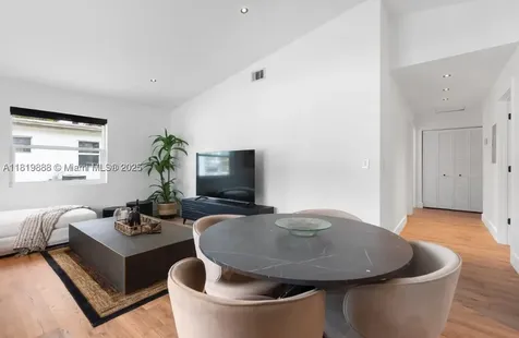 311 SE 3rd Avenue Hallandale Beach FL 33009