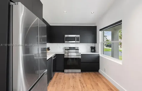 311 SE 3rd Avenue Hallandale Beach FL 33009
