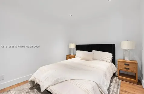 311 SE 3rd Avenue Hallandale Beach FL 33009