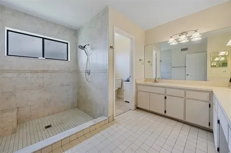 740 NW 97th Terrace Pembroke Pines FL 33024