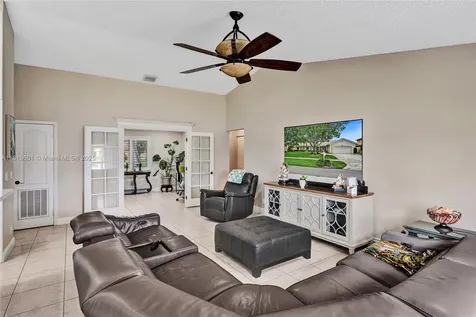 411 NW 201st Avenue Pembroke Pines FL 33029